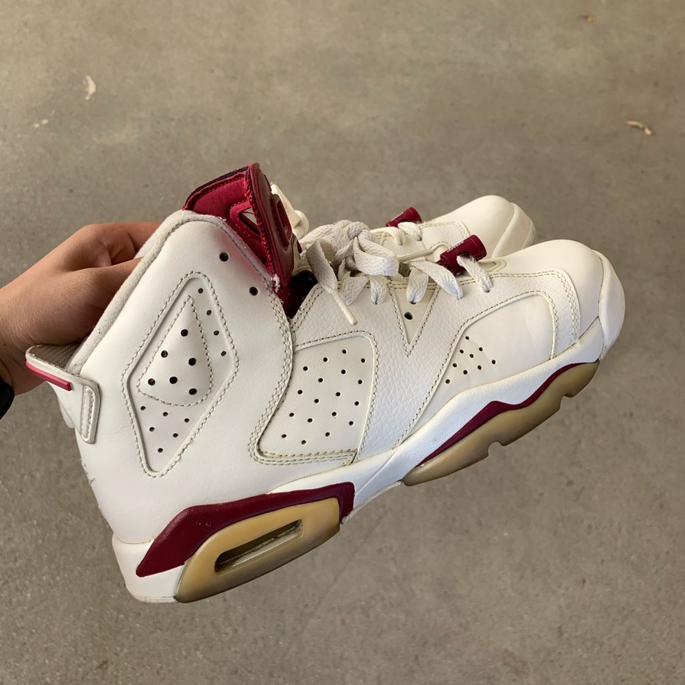 Maroon 6s
